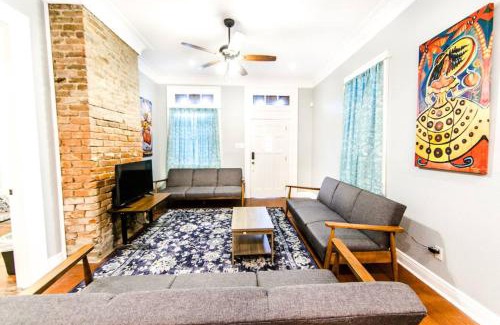 Treme House | St. Ann Historic Creole Cottage 5 bed-4ba