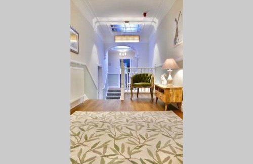 Elgin Apartment | St Brendans Apartment