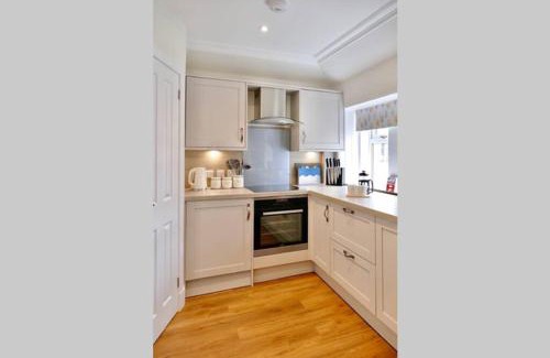 Elgin Apartment | St Brendans Apartment