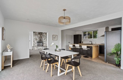 St. Clair House | St Clair Heights-Ocean views