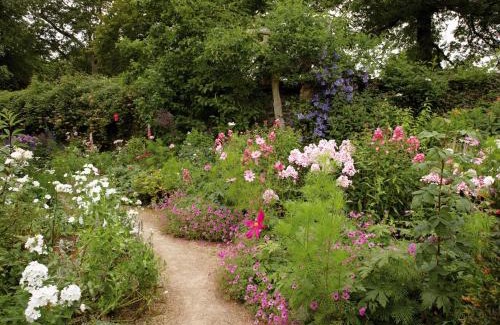 Helston House | St Corantyn Cottage