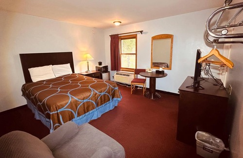 St Croix Falls Hotel | St. Croix Suites - St. Croix Falls