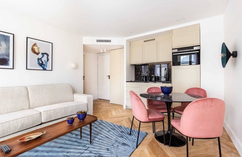 Pigalle Apartment | St Georges - Superb 3 Bedroom