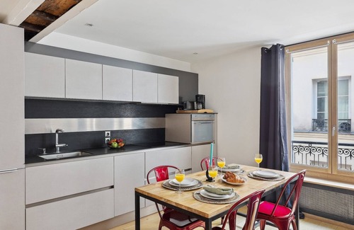 6th Arrondissement Apartment | St Germain des Pres - Mabillon 1BR Flat