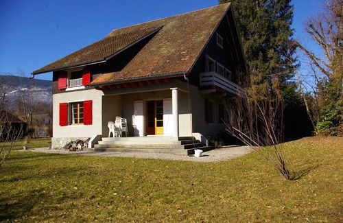 Saint-Jorioz Ski Chalet | ST-JORIOZ, 150M du Lac, chalet 190m2,jardin , 10pers