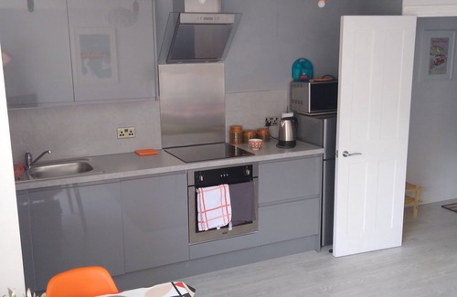 St Leonards-On-Sea Apartment | St Leonards/Hastings - stylish flat with own private garden