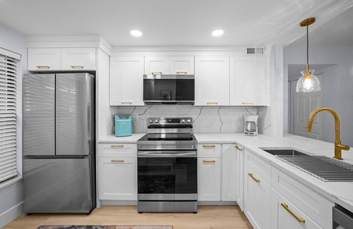 Casa del Mar Condo | ST Pete Isla Casa A condo in St. Petersburg, Floridan 2 bedrooms2 beds2 baths