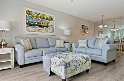 Isla del Sol House | St Pete Isla Vista Verde E 2 111 Pond View 2 2