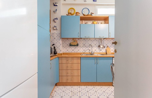 Quartiere XIII Aurelio Apartment | St. Peters Garden 3 BDR Apartment