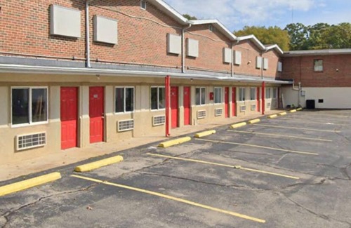 St. Robert Hotel | St Roberts Towne & Village Extended Stay