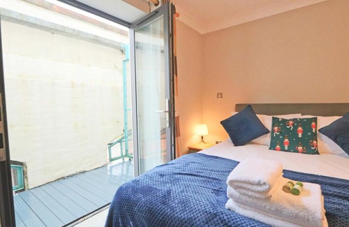 Redcliffe Apartment | St Thomas one bedroom flat