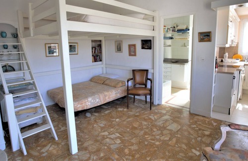 Mandelieu-la-Napoule Beach Apartment | ST25 HIGH FLOOR STUDIO