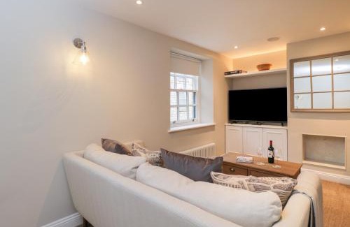 Northleach House | Stable Cottage
