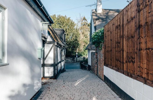 Cheltenham House | Stable Mews, Prestbury Cheltenham