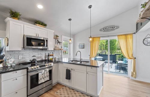 Virginia Beach Other | Stable Retreat, Summer Dates! Dog friendly. Spacious Apt on horse farm near beaches!