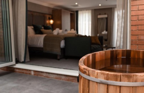Ashbourne Hotel | Stables Ashbourne