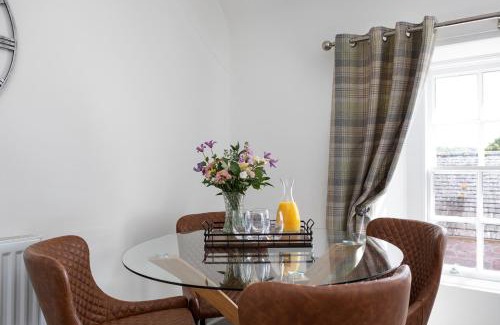 Thornhill Apartment | Stableyard Apartment: Drumlanrig Castle