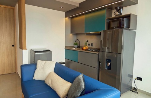 Estadio Apartment | Stadio Jacuzzi Haven | Cozy Rosa Negra Suite