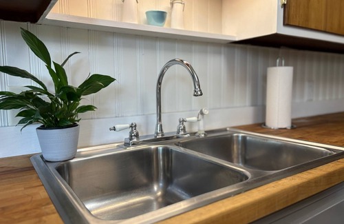Bloomington House | Stadium Stroll: Walk to the Big Game! Sleeps 14