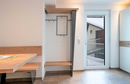 Ried im Oberinntal Apartment | Stadlchalet - mountain lily