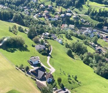 Gnigl Apartment | Stadtbauernhof Salzburg - Ferienwohnung - Gut Unterleithen