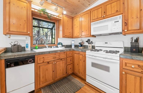 Sugarloaf House | Stairway 2 Heaven-Close to National Forest W/Spa