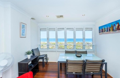 Kareela Apartment | stal Holiday stay, close to everything