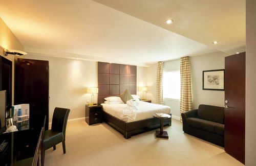 Parsons Green and Walham Hotel | Stamford Bridge Hotel London