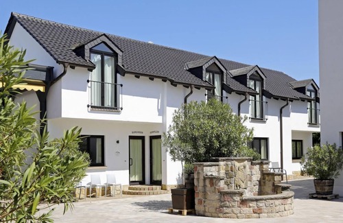 Bad Duerkheim Bed & Breakfast | Standard Double Room - Wein- & Gästehaus Karst