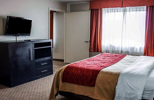 Columbus House | Standard King Room Non-Smoking