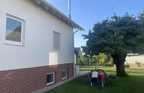Region Hannover District Apartment | Standard twin room (basement/non-smoking)