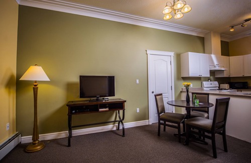 Yellowknife Hotel | Stanton Suites Hotel Yellowknife