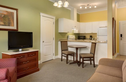Yellowknife Hotel | Stanton Suites Hotel Yellowknife