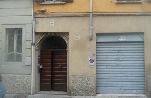 Oltretorrente Apartment | Stanza in appartamento condiviso nel centro storico di Parma
