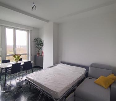 Rondo - Torretta House | STANZA matrimoniale metro M5 - Bignami, Carroponte