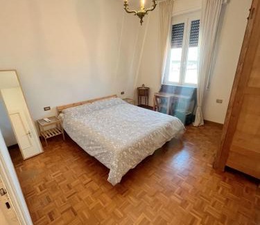 Campo di Marte House | Stanza singola in appartamento condiviso