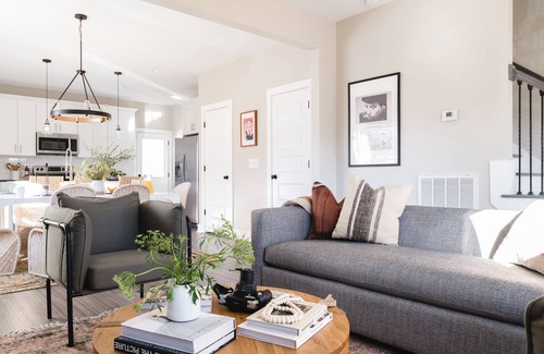 Talbot's Corner House | Stapleton By AvantStay | Bright & Contemporary Home in Nashville!