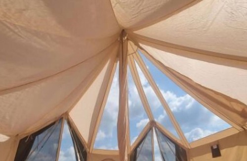 Dwyran Cabin | Star Gazing Cozy Hot Tent with heater and tv