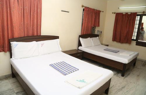 Thousand Lights Cabin | Star Residency