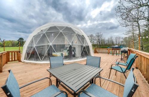 Broken Bow Apartment | Star View Dome Broken Bow Gem Hot Tub and Deck!
