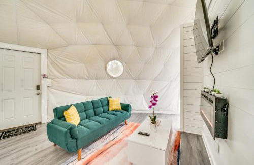 Broken Bow Apartment | Star View Dome Broken Bow Gem Hot Tub and Deck!