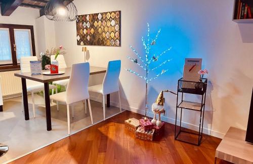 Gorizia Apartment | StaraGo Attic Suite - Elegante mansarda in centro storico