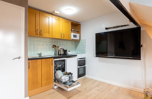 Harrogate Apartment | Starbeck House, Apt 5 1 bedroom & Sofa bed
