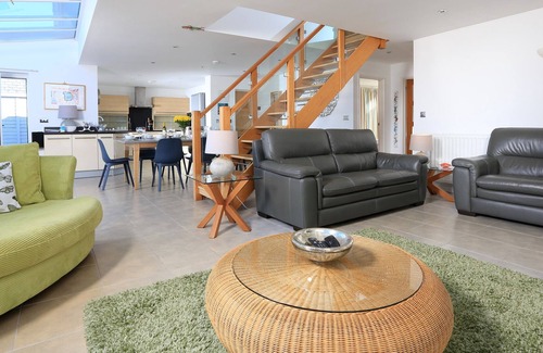 Malborough Cottage | STARBOARD LIGHT, family friendly, with a garden in Malborough