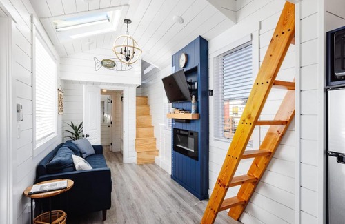 Apple Valley House | Starboard Tiny Home