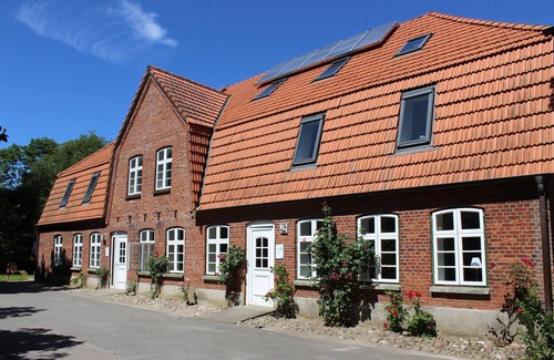Schwackendorf Apartment | Starboard vacation apartment - OSTSEE-Ferienwohnungen