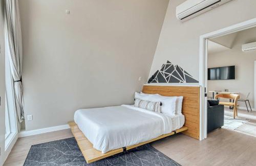 Study Butte-Terlingua House | Stardust Big Bend Luxury A-Frame#8 with a fab view
