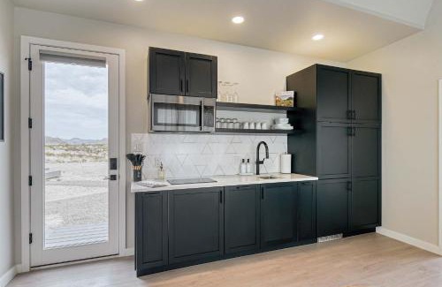 Study Butte-Terlingua House | Stardust Big Bend Luxury A-Frame#8 with a fab view
