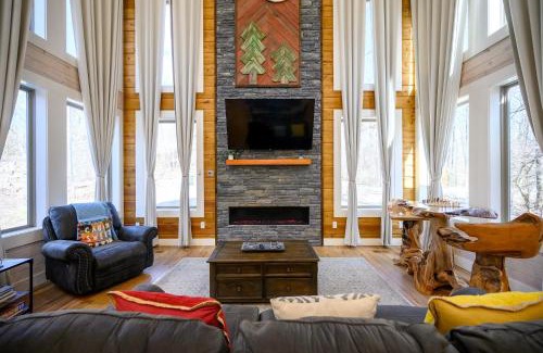 Broken Bow House | Stardust Hollow-families-pool table-outdoor luxury