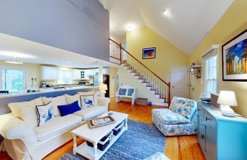Falmouth House | Starfish Cove